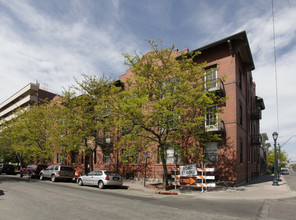 Hamilton Condominiums in Denver, CO - Building Photo - Building Photo