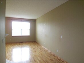 9036 Garland Ln N in Maple Grove, MN - Building Photo - Building Photo