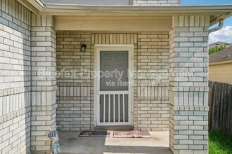 9939 Bermuda Palm in San Antonio, TX - Building Photo - Building Photo