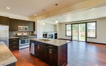 3107 Stone Haven Alley in Mount Vernon, WA - Building Photo - Building Photo