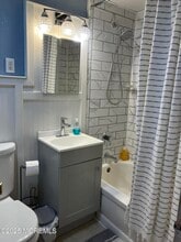 21 Leroy Pl in Red Bank, NJ - Building Photo - Building Photo