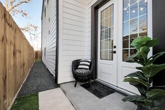 1812 Lula St in Houston, TX - Building Photo - Building Photo