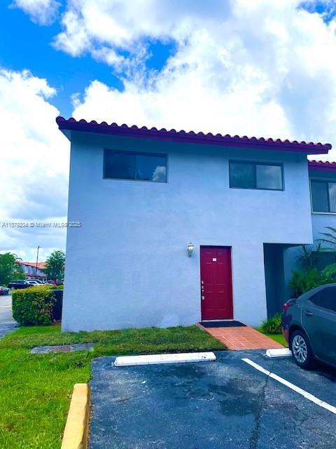 15420 SW 74th Cir Ct in Miami, FL - Building Photo