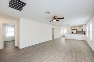 6634 Morgan Cp in San Antonio, TX - Building Photo - Building Photo