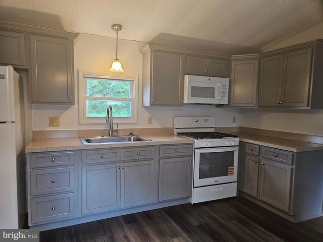 property at 32 Elmer St