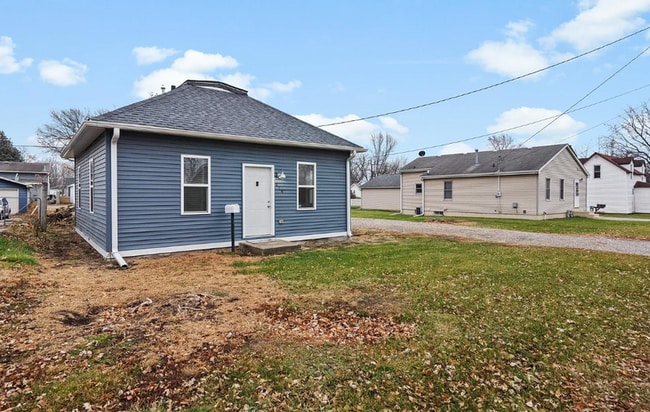 814 E 8th St N in Newton, IA - Building Photo - Building Photo
