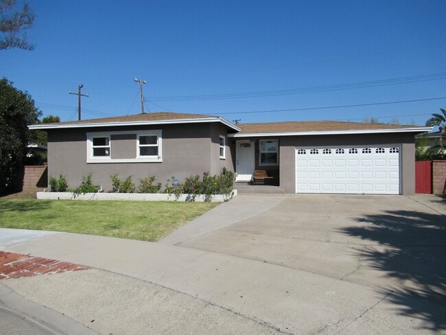 property at 785 N Victoria Dr