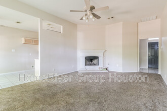 285 Mesa View in Montgomery, TX - Building Photo - Building Photo