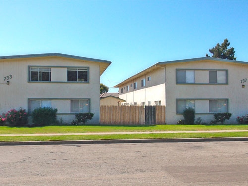 729-737 N 4th St in Lompoc, CA - Building Photo - Building Photo