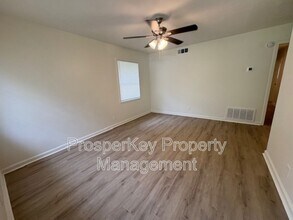 861 Wright Dr in Columbus, GA - Building Photo - Building Photo