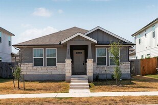 121 Oakdale Meadows Ln in Hutto, TX - Building Photo