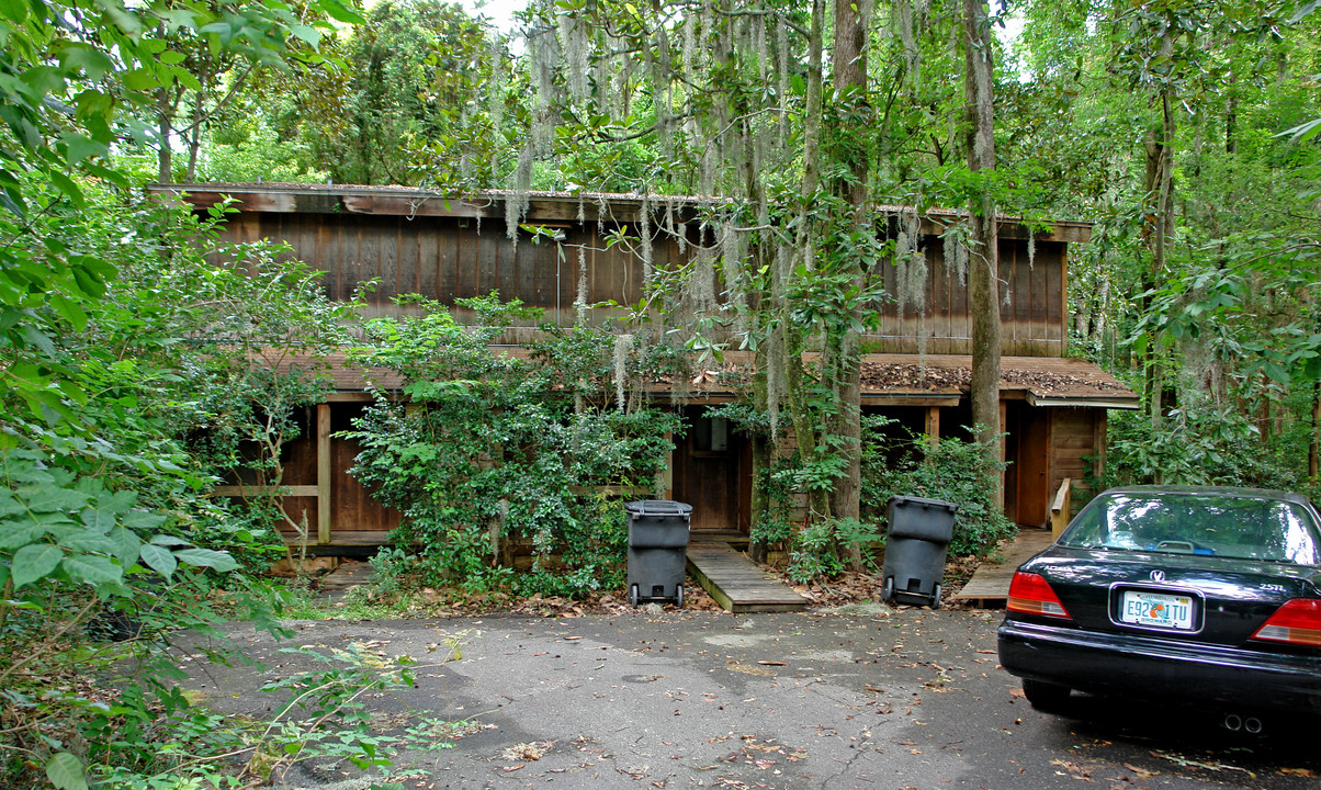 302 Vantage Point Ln in Tallahassee, FL - Building Photo