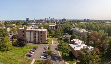 170 Sisson Ave in Hartford, CT - Building Photo - Building Photo
