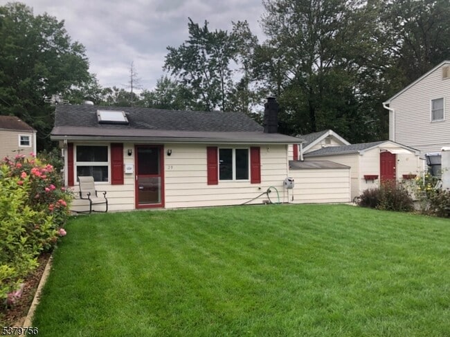 property at 29 Manito Ave
