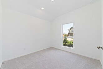 27619 Village Cir Dr in Katy, TX - Building Photo - Building Photo
