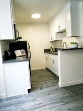 526 S Ardmore Ave in Los Angeles, CA - Building Photo - Building Photo