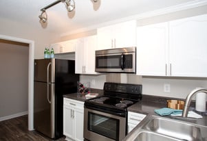 1322 North Apartments in Auburn, AL - Building Photo