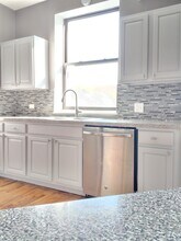 4551 S Michigan Ave, Unit B in Chicago, IL - Foto de edificio - Building Photo