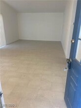 7320 Empress Dr in Las Vegas, NV - Building Photo - Building Photo