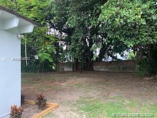 21910 SW 118th Ct-Unit -rear in Miami, FL - Building Photo - Building Photo