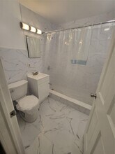30-35-3049 49th St in Queens, NY - Building Photo - Building Photo