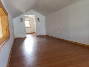 1016 W 14th St in Portales, NM - Building Photo - Building Photo