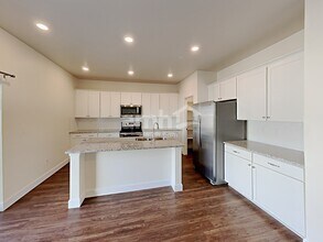 2389 Surry Way in Eagle Mountain, UT - Building Photo - Building Photo
