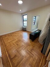 541 Bronx River Rd in Yonkers, NY - Building Photo - Building Photo