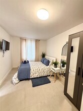 2420 SW 11th St in Miami, FL - Building Photo - Building Photo