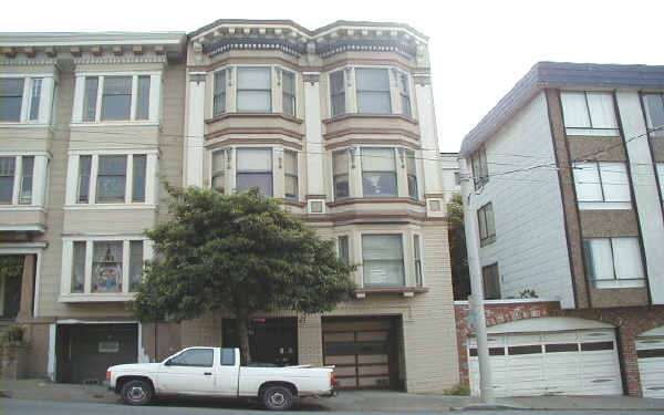 2271 Fulton St in San Francisco, CA - Building Photo - Building Photo