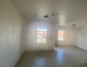 3328 Lincoln Ave in El Paso, TX - Building Photo - Building Photo