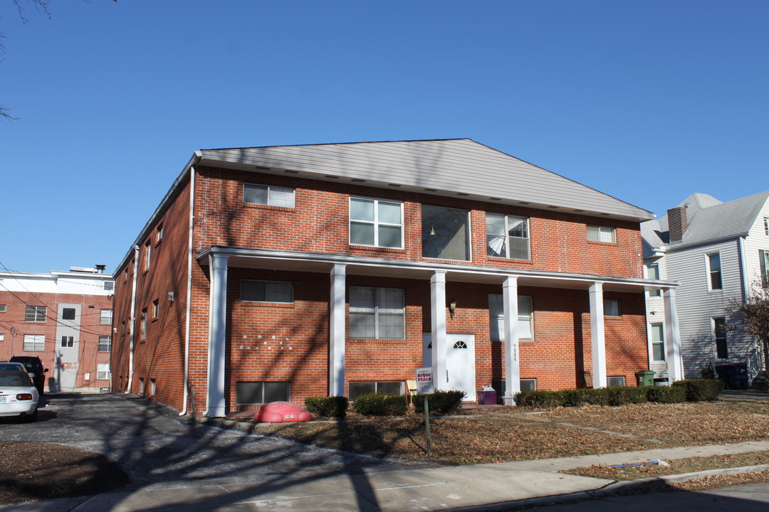 Sarah Anna Apartments in St. Louis, MO - Building Photo