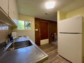 255 Kemp Rd in Pisgah Forest, NC - Building Photo - Building Photo