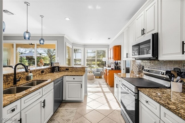 property at 13100 Seaside Harbour Dr