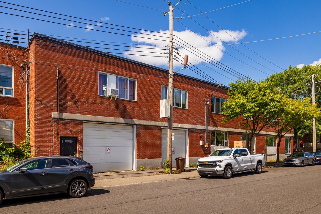 4804 7E Av in Montréal, QC - Building Photo