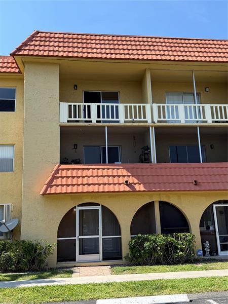 10762 La Placida Dr in Coral Springs, FL - Building Photo