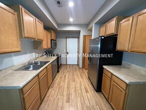 8601 Westown Pkwy in West Des Moines, IA - Building Photo - Building Photo