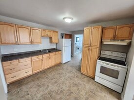 243 Ludlow St in Saint John, NB - Building Photo