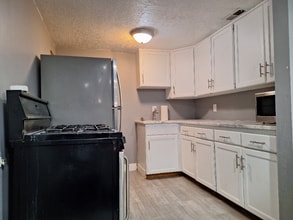 5508 Maudine Ave in West Valley City, UT - Building Photo - Building Photo