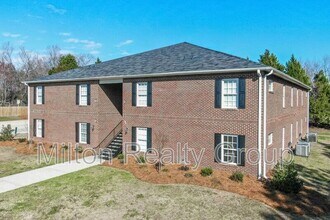 44 Fantasy Ln in Lillington, NC - Building Photo - Building Photo