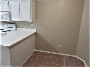7017 Stetter Dr in Arlington, TX - Building Photo - Building Photo