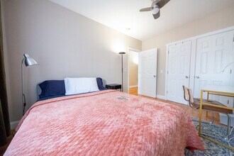 230 W 113th St in New York, NY - Foto de edificio - Building Photo