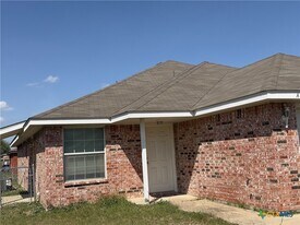 2807 Alma Dr in Killeen, TX - Building Photo
