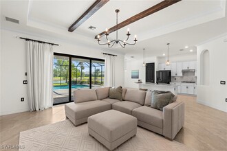 2067 Antigua Ln in Naples, FL - Building Photo - Building Photo