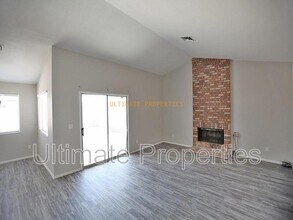 7628 W Hazelwood St in Phoenix, AZ - Building Photo - Building Photo