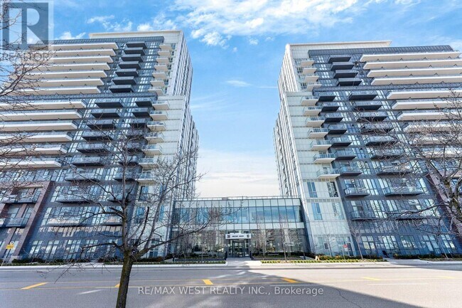 10 Honeycrisp Cres in Vaughan, ON - Building Photo - Building Photo