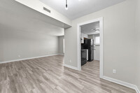 North Creek Dallas Apartments in Dallas, TX - Building Photo - Building Photo