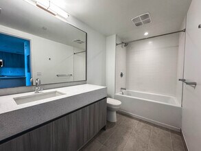 2700 SW 29th Ave, Unit S2 in Miami, FL - Building Photo - Building Photo