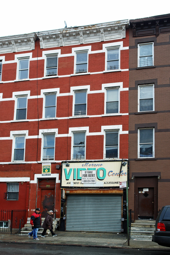 395 Nostrand Ave in Brooklyn, NY - Building Photo - Building Photo