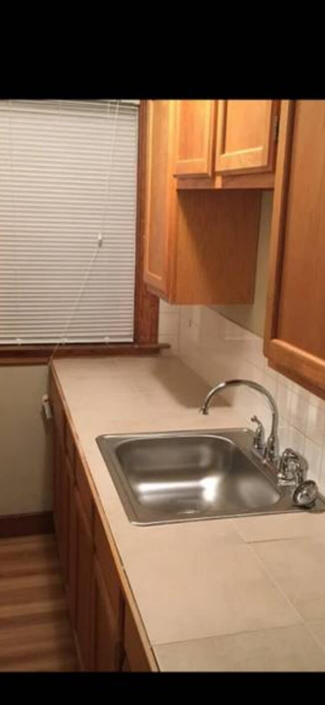 130 Woodin St, Unit 3